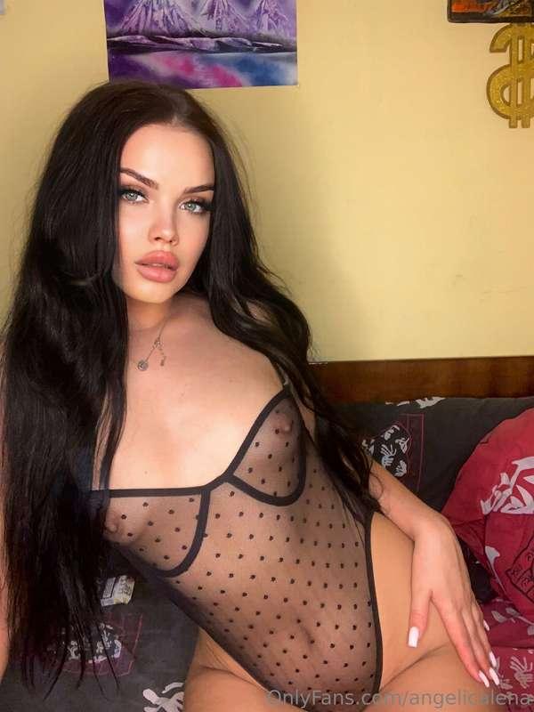 **I am just feeling a little sexy now** 🤭🫣🖤