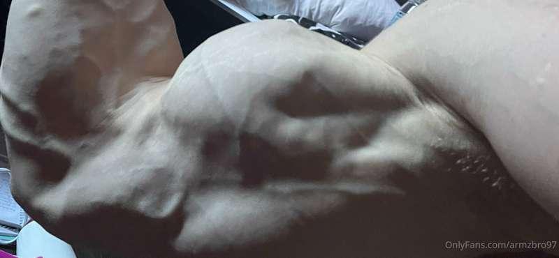armzbro97 image #1