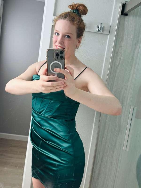 I’m not wearing this for long. Just enough to drive you craz..