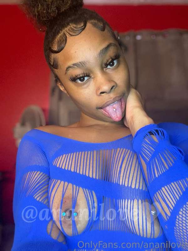 💙IM SO PRETTY IN BLUE💙
