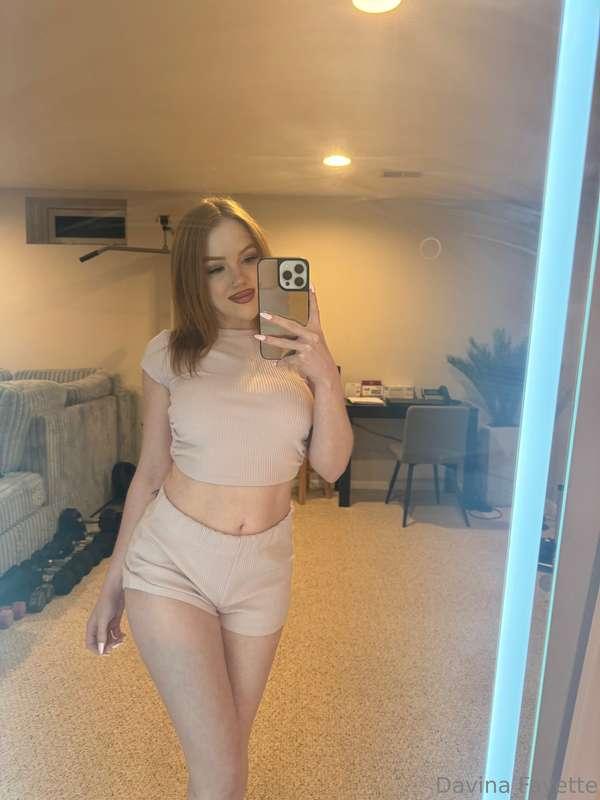 More than just a pretty face! Sub to https://onlyfans.com/da..