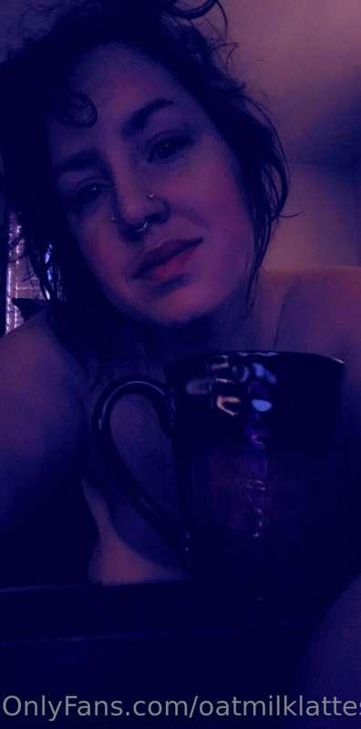 I finally got my phone fixed! Commissions are back open!