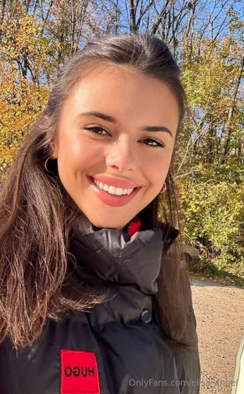 💓𝐅𝐑𝐄𝐄𝐄 𝐒𝐔𝐁𝐒𝐂𝐑𝐈𝐏𝐓𝐈𝐎𝐍💓 cute @official_emiliaxo just turned 19 ..