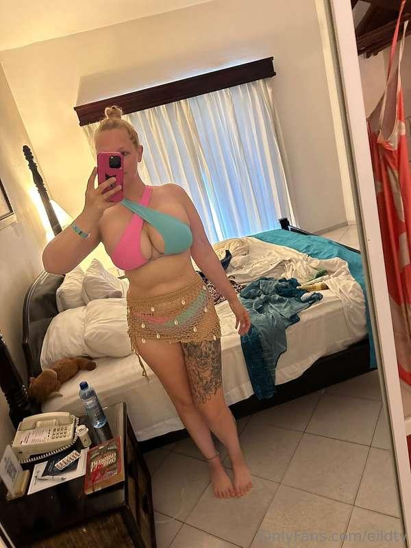 This bikini gave me the WORST tan lines and when i say tan i..