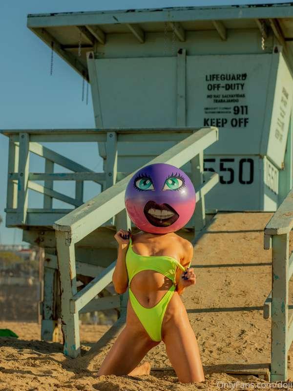 Throwback Thursday! ☀️ Who else misses summer?☀️💦