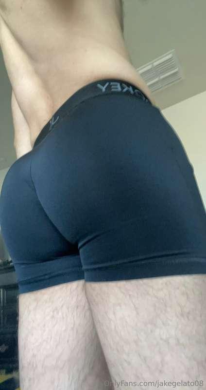 Used alpha boxer briefs. Taste daddy’s spunk. DM for more in..
