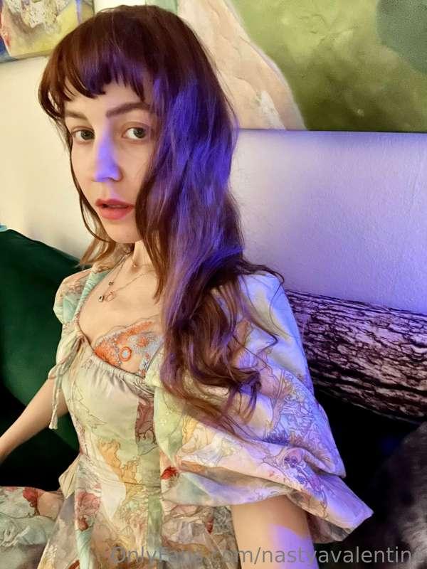 Princess nudes 🌸🪷😉 Swipe to progressively disrobe me from my..