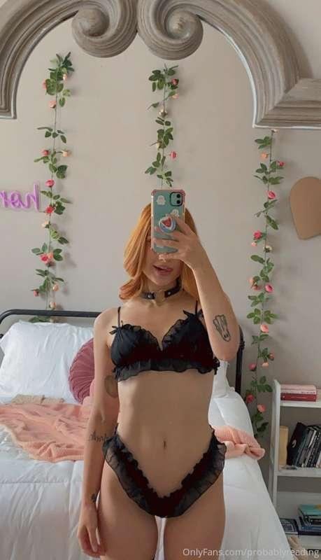 i always feel really sexy in this set 😍