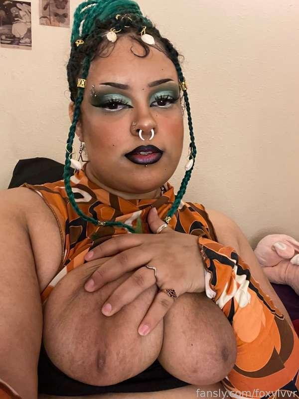 foxylvvr image #2
