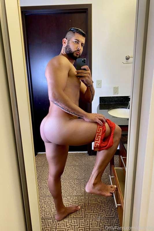 Mirror 🍎Mirror 🍏