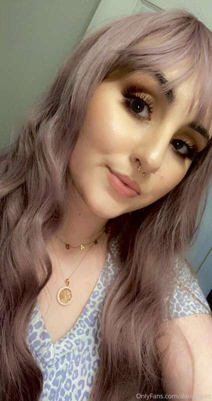 What do you guys think of my new wig 🥺💜💜