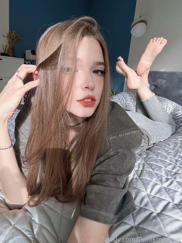 temikmiufeet image #2