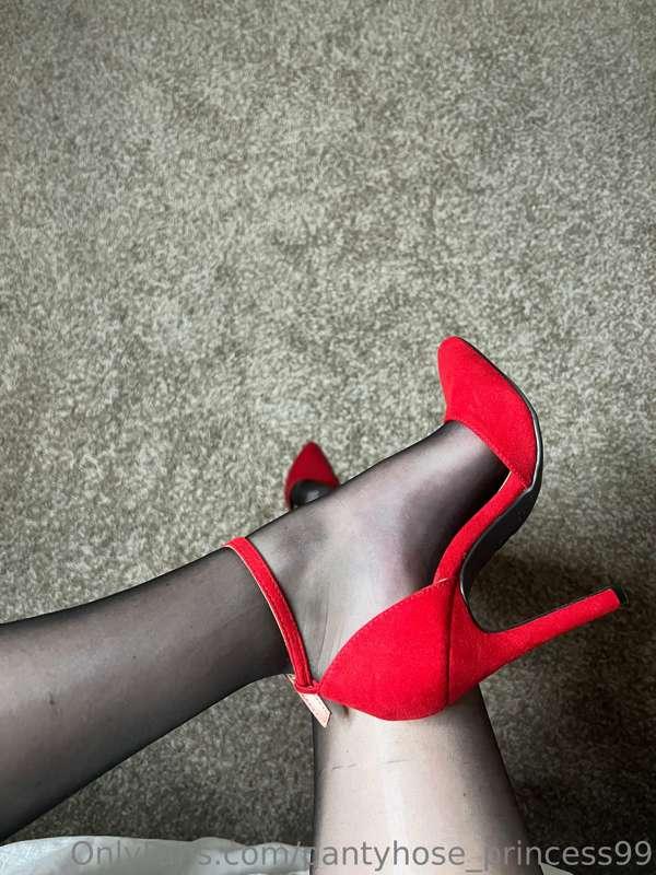 pantyhose_princess99 main image