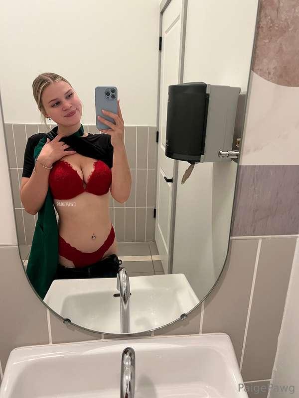 Who loves the Starbucks content 😊