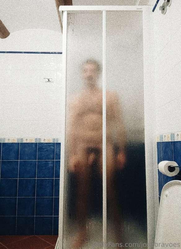 Borroso.Ando borroso y líquido este mes de marzo.Ando esquiv..