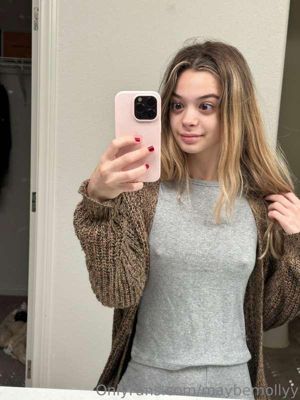What do you mean you can see my nipples? 😳😛
