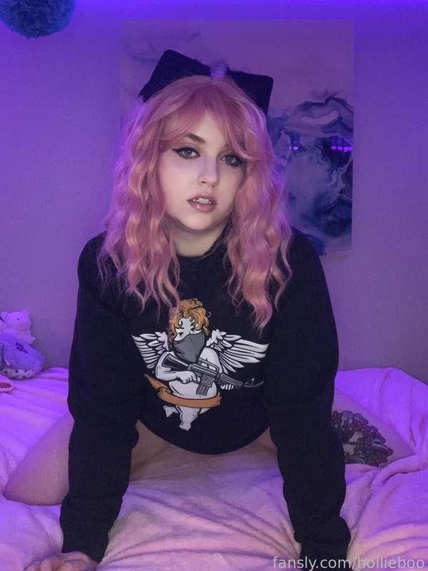 hollieboo image #1