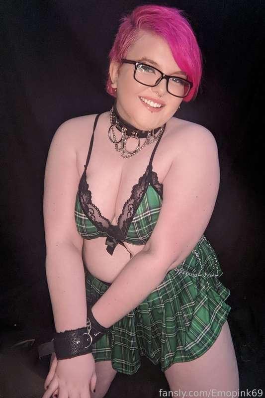 emopink69 image #3