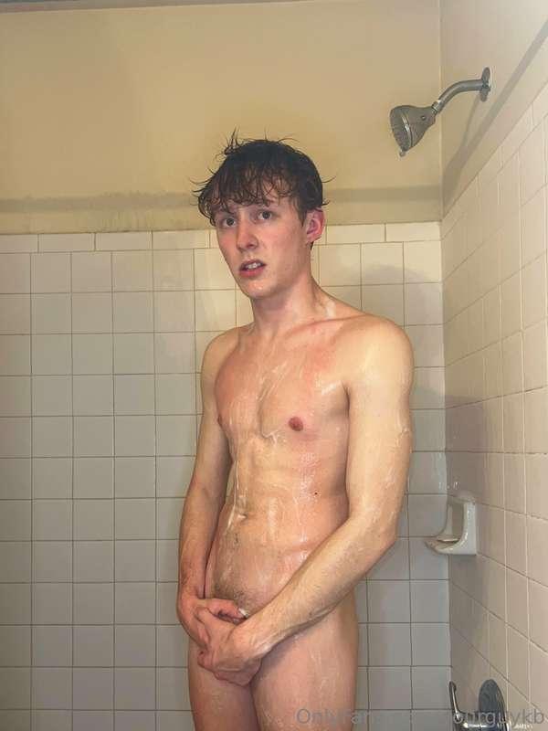 shower photoshoot before i get fucked