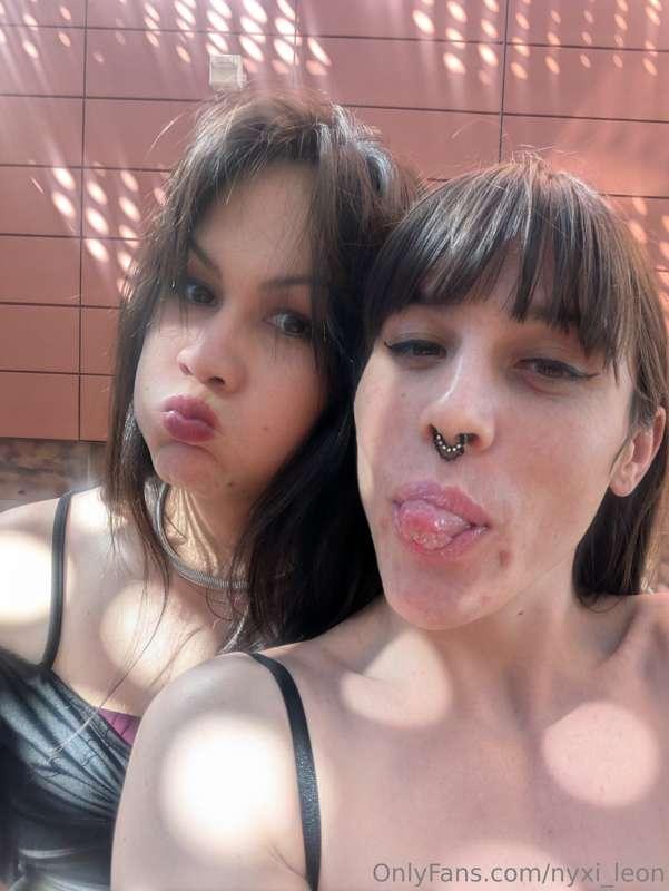 Had a bunch of fun with April at the mall!!!!!