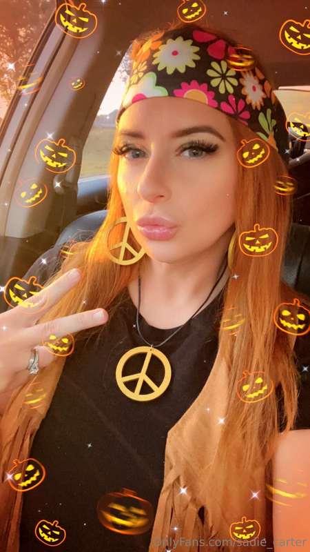 Happy Halloween!! 🎃👻💜🖤