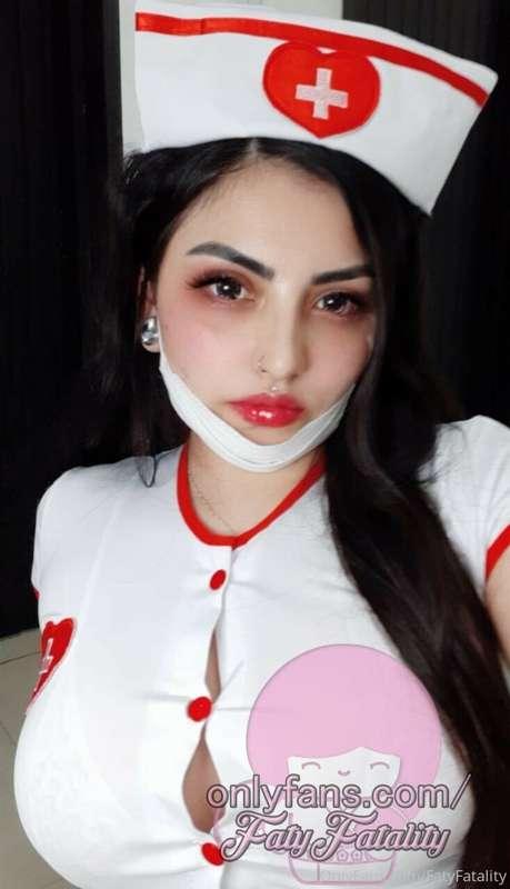 HOT NURSE 💉🔥
Hey wanna see how I look in my sexy Nurse costu..