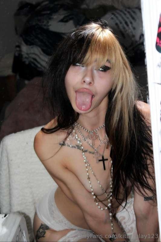 kitty_play123 image #21