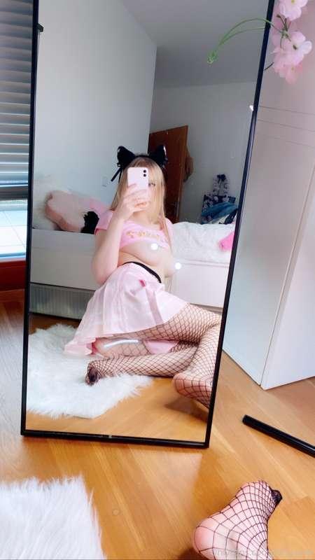 tori_nyan image #1