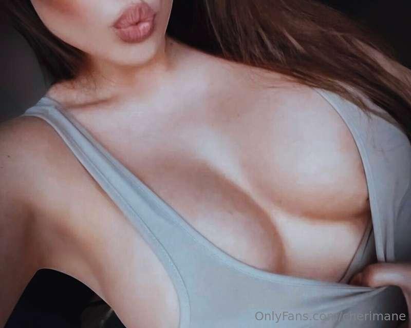 Is it starting to get cold?
Come here, I can warm up your co..
