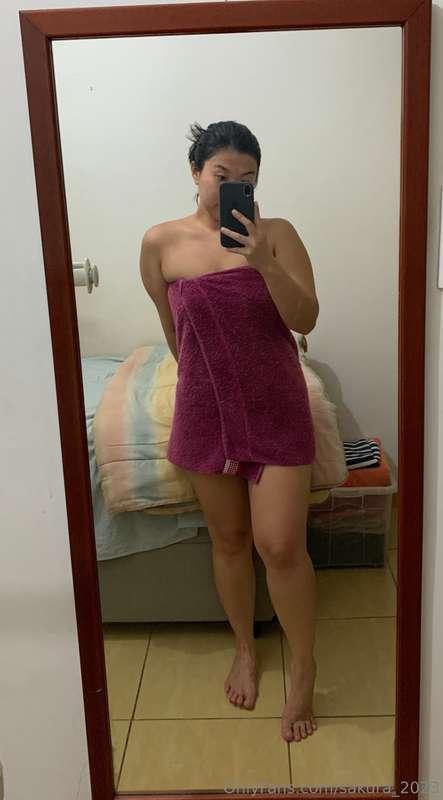 Sexy, I took a shower… do you want to see more?