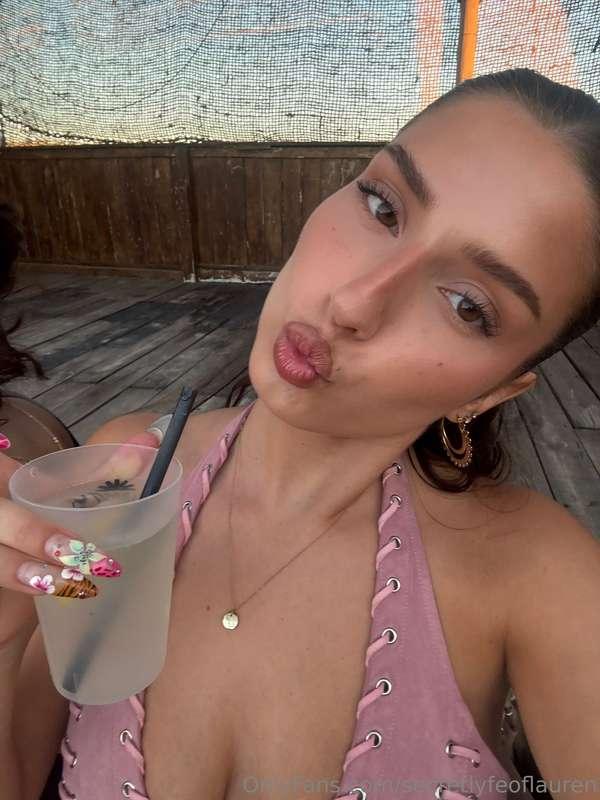 i like when ur close 🤗