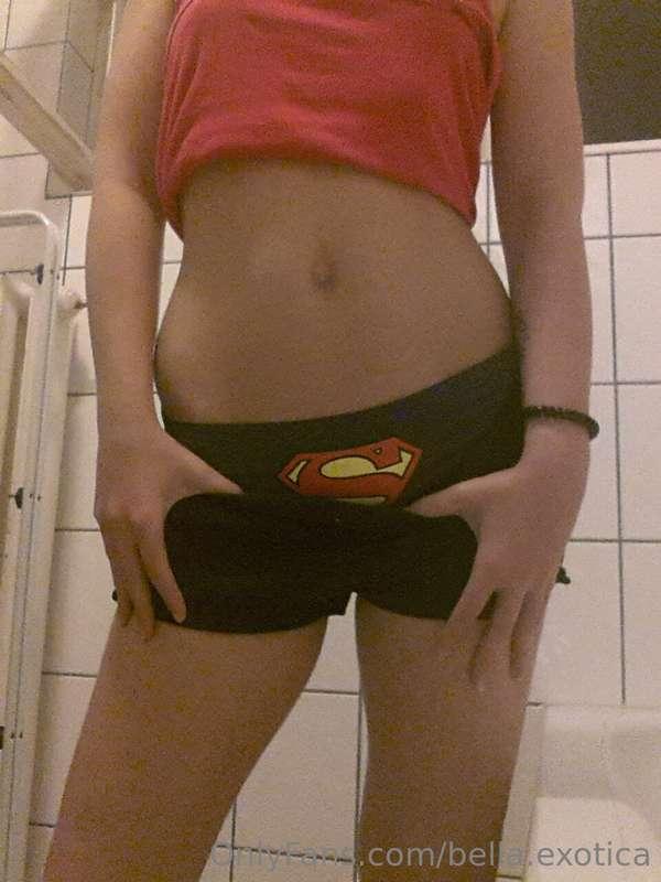 Ich wünschte ich hätte diese unterwäsche noch :`)