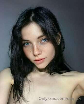 Just turned 18y.o. and started OF🔥
@cherrydidi
Do you want h..