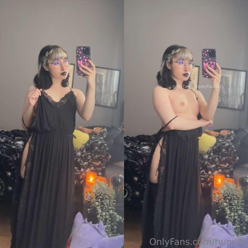 on/off in my favorite nightie 🌙🖤