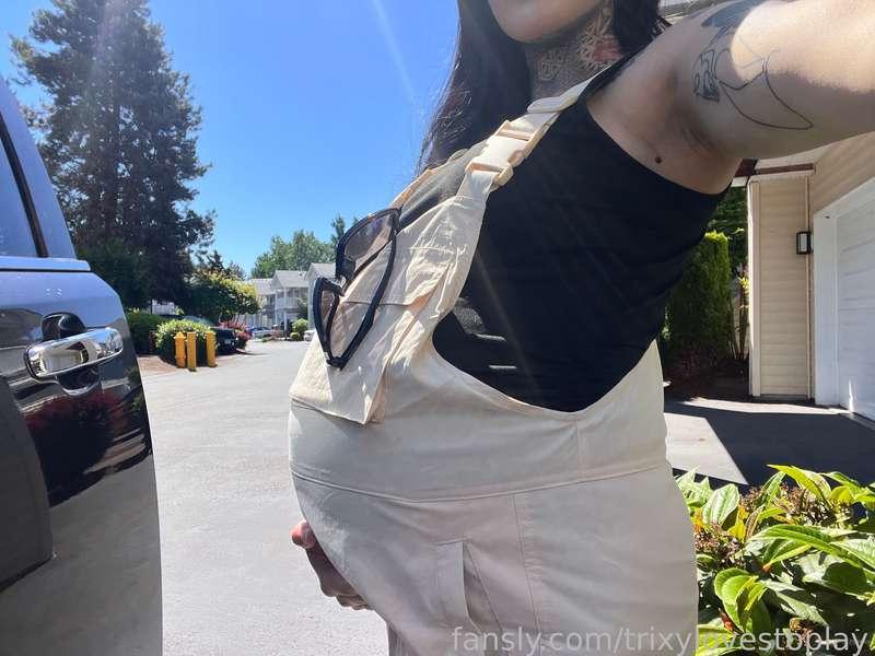 Looking like I have bowling ball 😂💓🤰