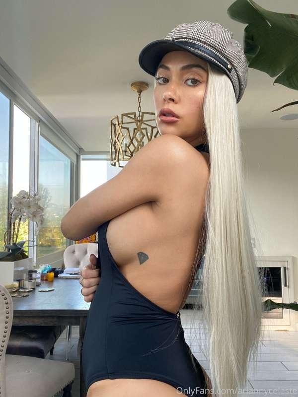 guess who's back! 😍
how would I look as a platinum blonde? 😏..