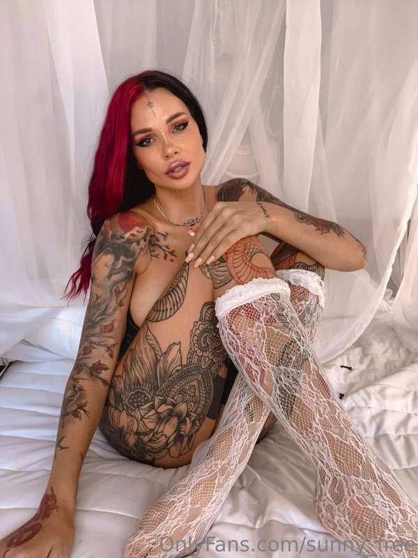Even naked I am full of surprises💖🥵