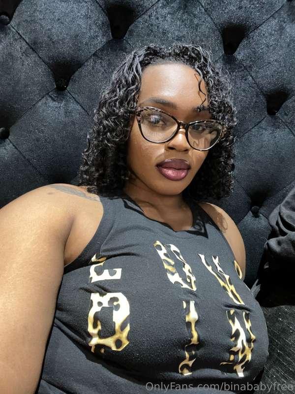 I’m on live now baby please join 