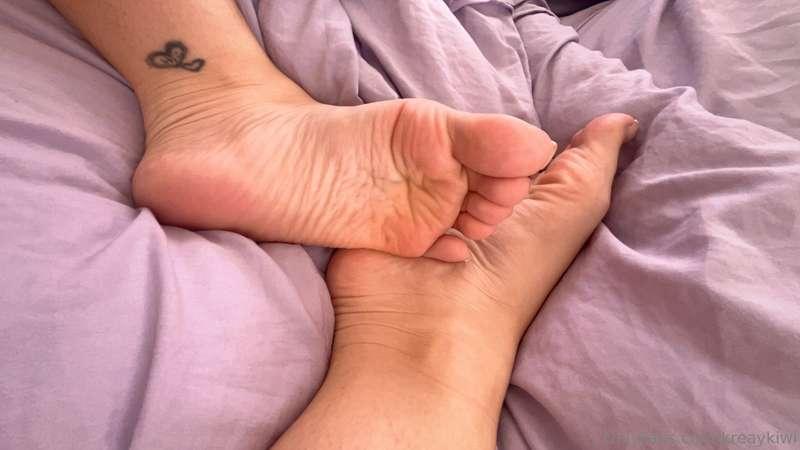 Did u miss my feet 🥹