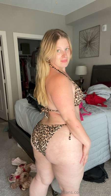 curvy_krysta main image