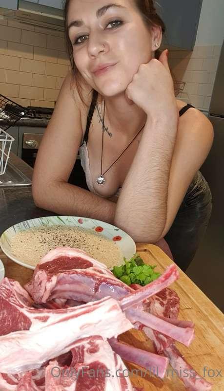 Oui chef 😘
Would you a private cooking class with your favou..