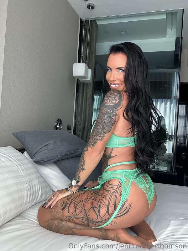 jennnnniferthomson main image