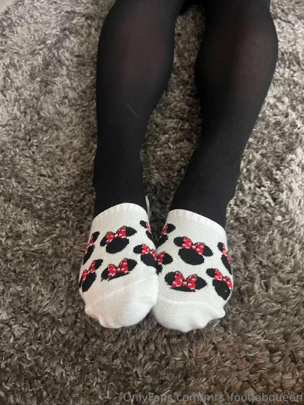 mrs_footjobqueen image #13