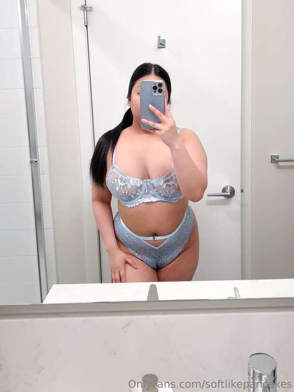 Do you like my new lingerie? 🩵