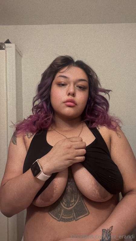 Buenos días 😘 message me to give you a good morning ☀️ 