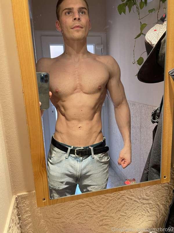 armzbro97 main image