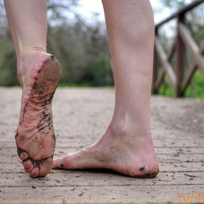 Dirty soles