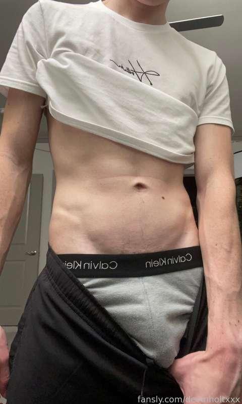 devinholtxxx image #0