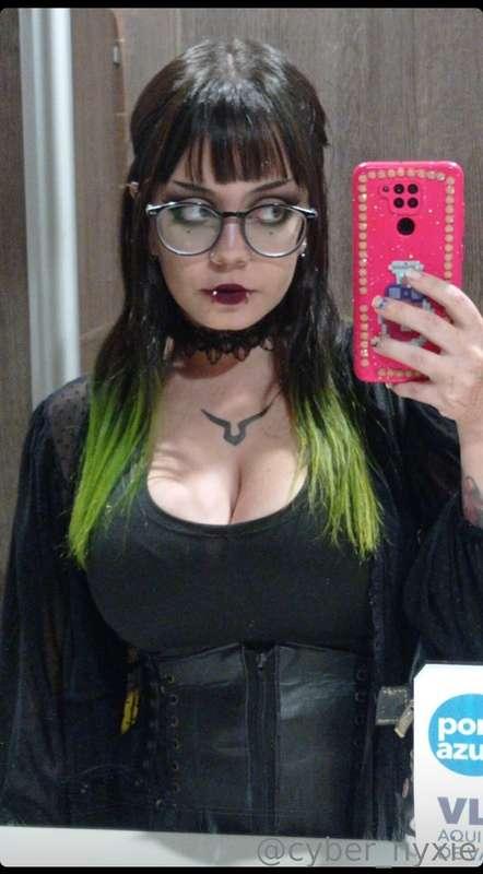 I take way too many selfies so im gonna start sharing them h..