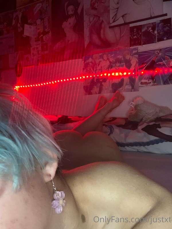 I think my ass is looking lonely, what do you think?☹️